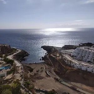 Studio With Ocean View. 100 M Beach Apartment Playa Paraiso (Tenerife)