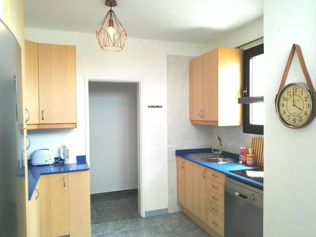 Central Seaview Apartment Puerto Del Carmen Puerto del Carmen